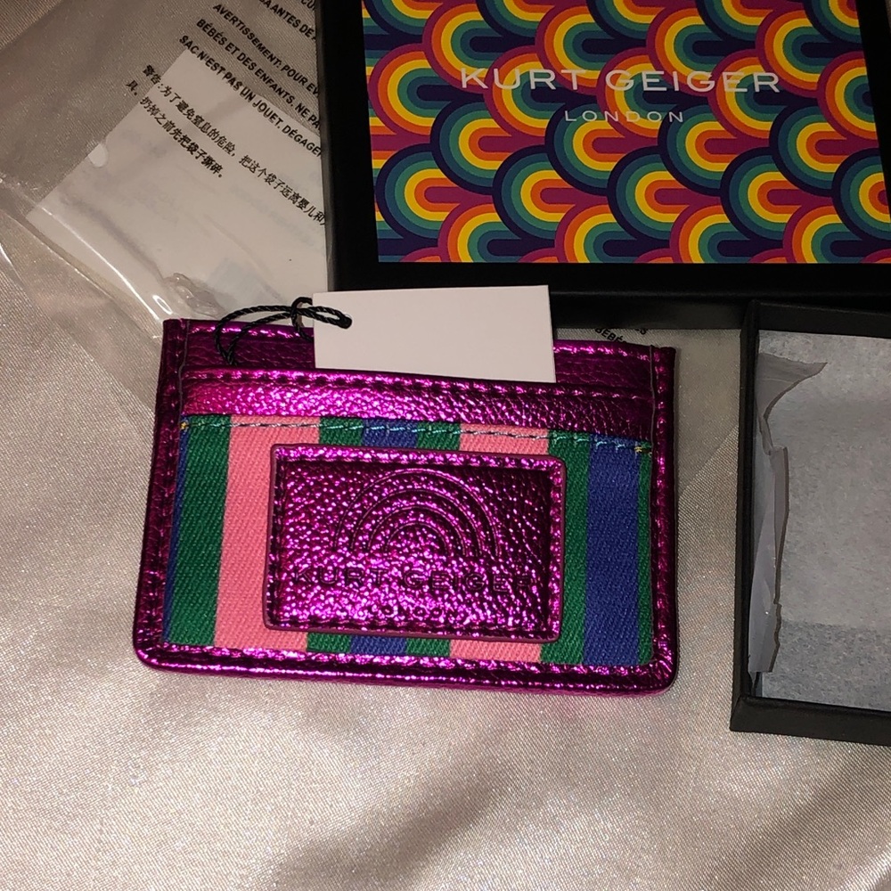 Kurt Geiger South Bank Fuchsia Metallic Card Holder Rainbow Accents NWT & Box